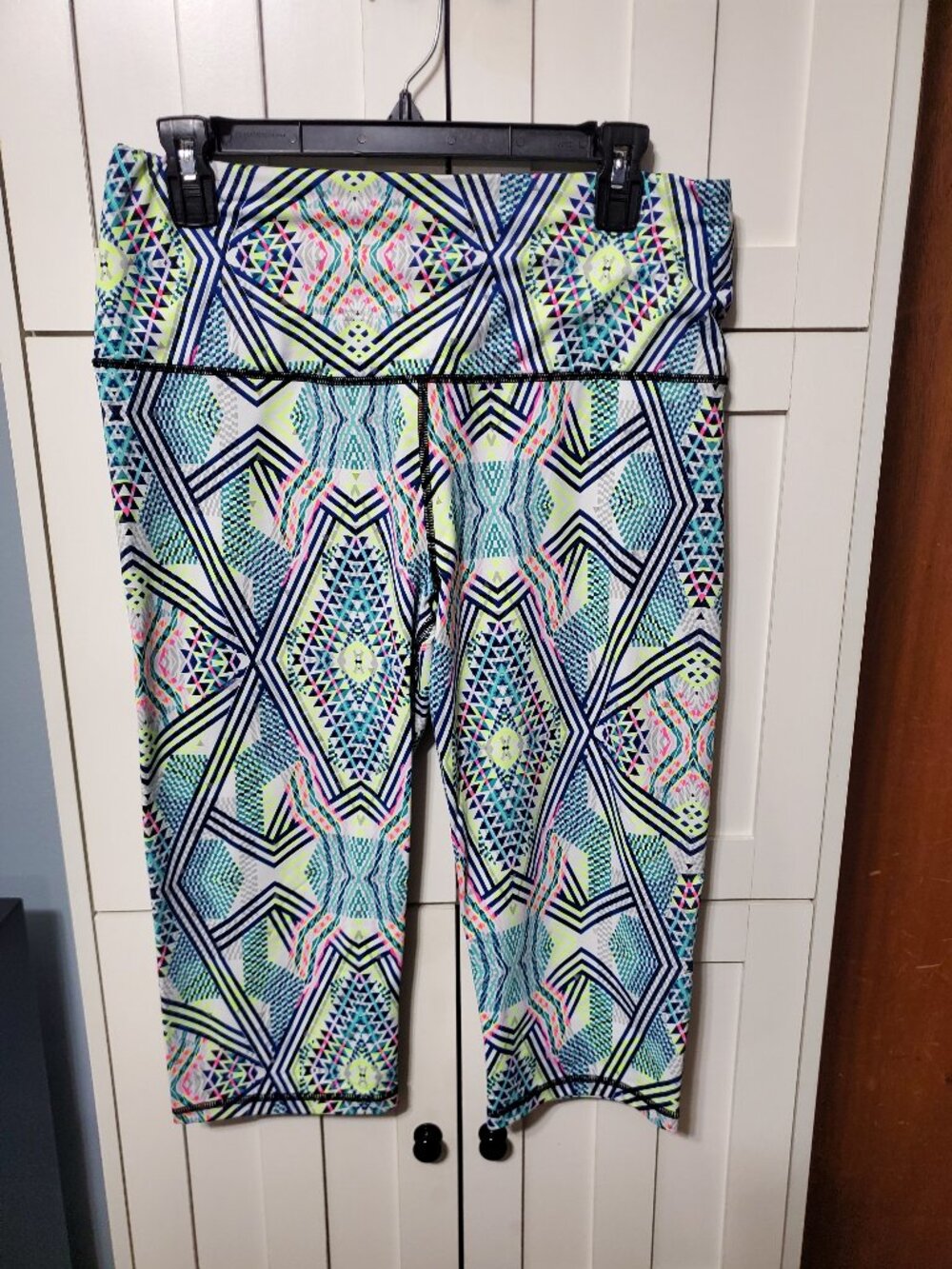 Victoria Secret Crop Leggings Size L